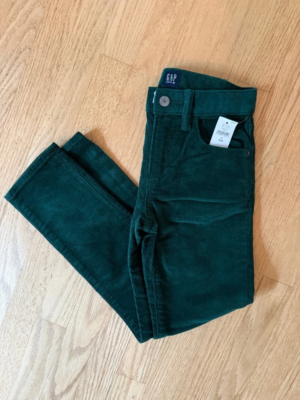 GAP Dark Green Corduroys boys pants size 8 slim boys new